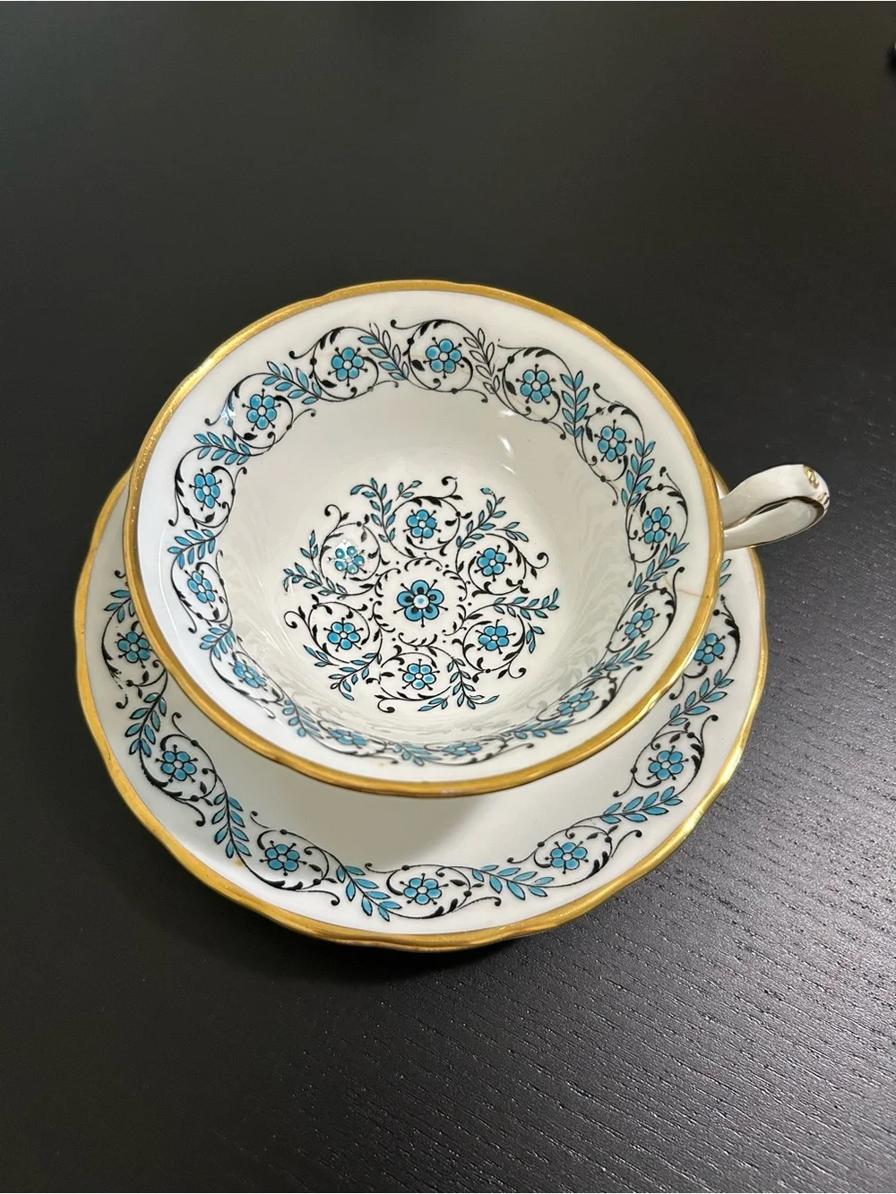 🔻sale Vintage Royal Chelsea Fine English Bone China Teacup & Saucer –Pattern 424